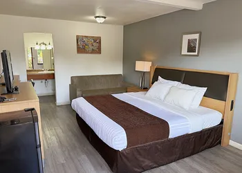 Travelodge by Wyndham Chehalis hotel thumbnail 7