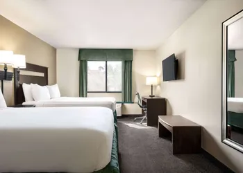 Travelodge by Wyndham Yuma hotel thumbnail 7