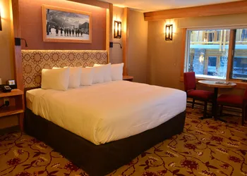 Banff Ptarmigan Inn hotel thumbnail 5