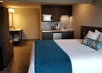 The Hotel Y a Dazzler Select by Wyndham hotel thumbnail 5