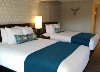 The Hotel Y a Dazzler Select by Wyndham hotel thumbnail 6