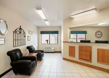 Travelodge by Wyndham Green River WY hotel thumbnail 2