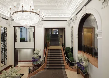 The Peninsula New York hotel thumbnail 2