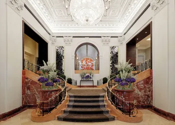 The Peninsula New York hotel thumbnail 3