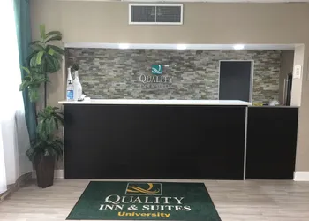 Quality Inn & Suites University Area hotel thumbnail 8