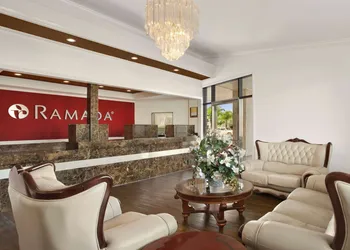 Ramada by Wyndham Torrance hotel thumbnail 3