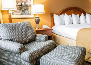 Quality Inn Southfield - Detroit hotel thumbnail 8