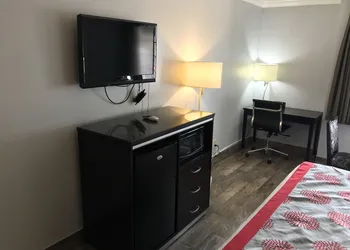 Ramada by Wyndham San Diego Poway Miramar hotel thumbnail 7