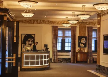 The Ritz-Carlton, Montréal hotel thumbnail 2