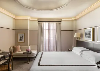 Sunset Tower Hotel hotel thumbnail 4