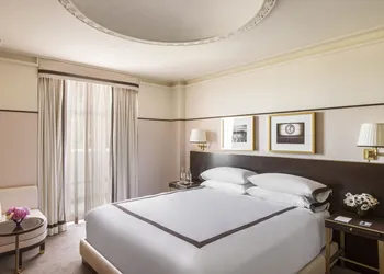 Sunset Tower Hotel hotel thumbnail 5