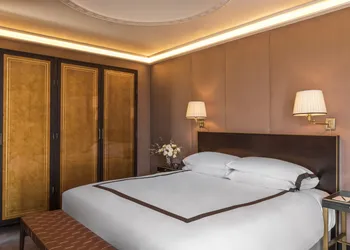 Sunset Tower Hotel hotel thumbnail 6