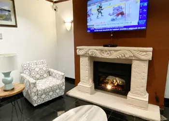 SureStay by Best Western Richmond Vancouver Airport hotel thumbnail 2