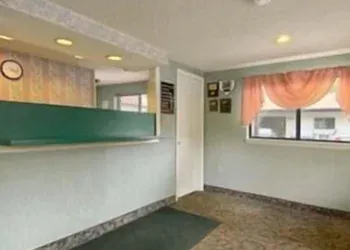 Enfield Inn hotel thumbnail 2
