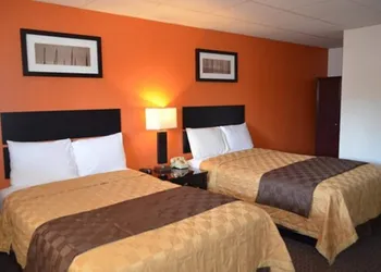 Enfield Inn hotel thumbnail 5
