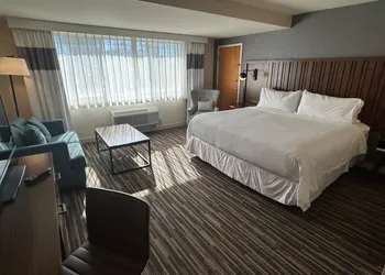 Best Western Premier Plainview-Long Island Hotel hotel thumbnail 8