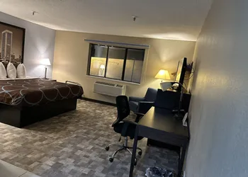 Super 8 by Wyndham Baltimore/Essex Area hotel thumbnail 5