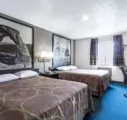 Super 8 by Wyndham Logan hotel detail image 4