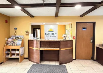 Fairview Inn & Suites Whitewater hotel thumbnail 4