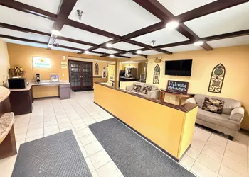 Fairview Inn & Suites Whitewater hotel thumbnail 6