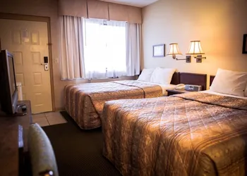 Langley Hwy Hotel hotel thumbnail 7