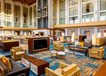 DoubleTree by Hilton Pittsburgh - Cranberry hotel thumbnail 3