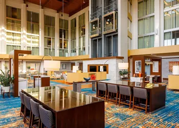 DoubleTree by Hilton Pittsburgh - Cranberry hotel thumbnail 4