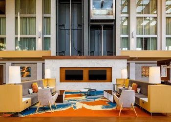 DoubleTree by Hilton Pittsburgh - Cranberry hotel thumbnail 6