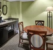 Holiday Inn Express & Suites Atlanta Buckhead by IHG hotel detail image 3