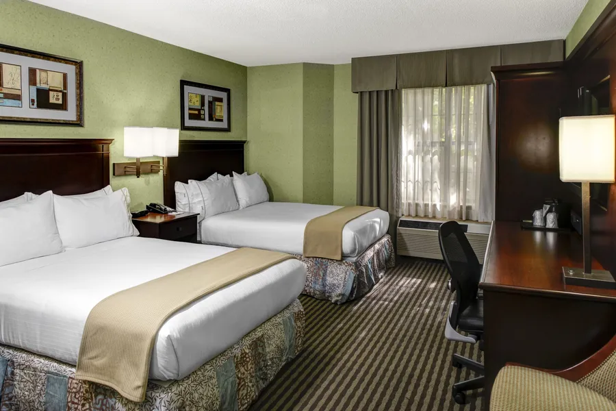 Holiday Inn Express & Suites Atlanta Buckhead by IHG hotel detail image 6