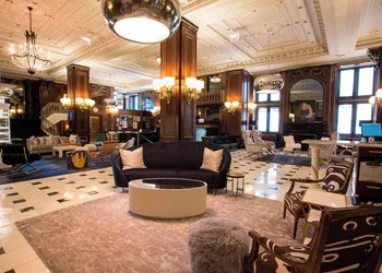 The Blackstone, Autograph Collection hotel thumbnail 8