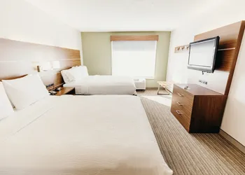 Holiday Inn Express Atlanta NE I-85 Clairmont by IHG hotel thumbnail 4
