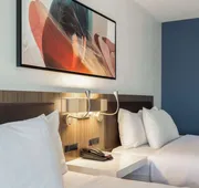 Hilton Garden Inn Chicago / Oak Brook hotel detail image 4