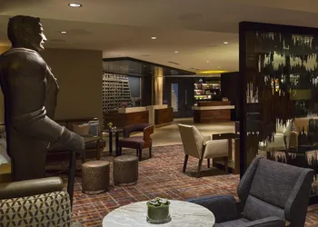 Hyatt Centric Chicago Magnificent Mile hotel thumbnail 4