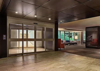 Hyatt Centric Chicago Magnificent Mile hotel thumbnail 7