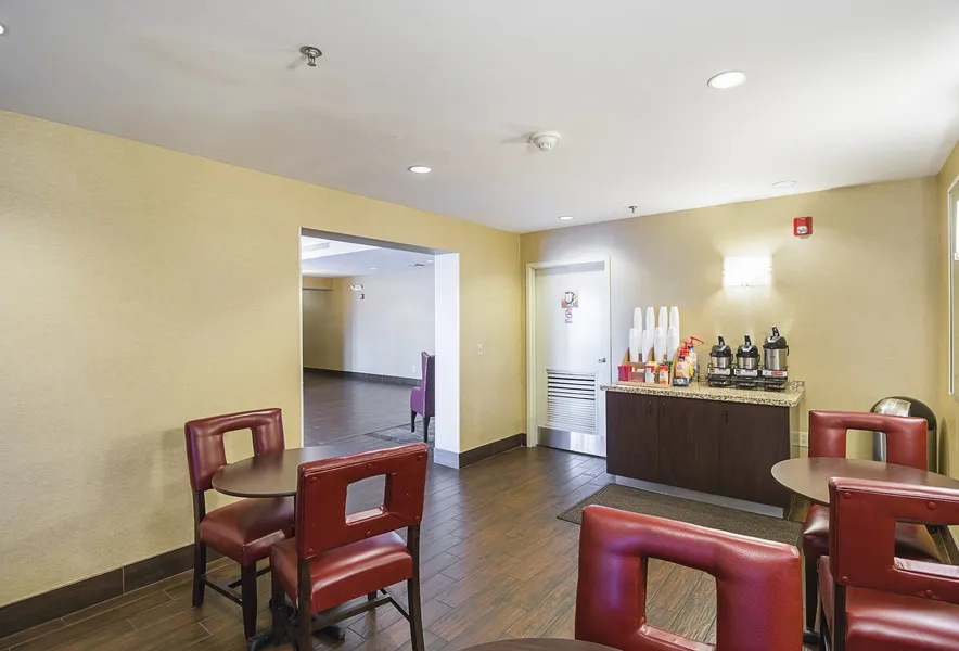 Red Roof Inn PLUS+ Phoenix West hotel detail image 2