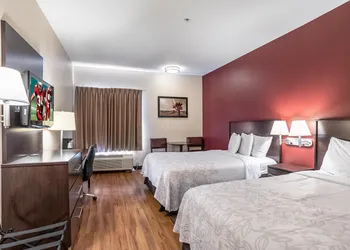 Red Roof Inn PLUS+ Phoenix West hotel thumbnail 5