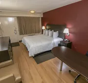 Red Roof Inn PLUS+ Washington DC - Alexandria hotel detail image 7