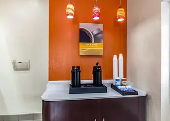 Motel 6 Raleigh, NC - Cary hotel thumbnail 2