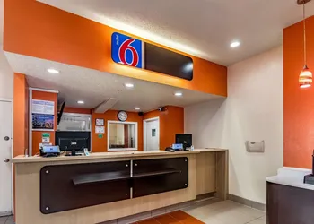 Motel 6 Raleigh, NC - Cary hotel thumbnail 4