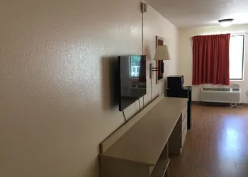 Motel 6 Raleigh, NC - Cary hotel thumbnail 8