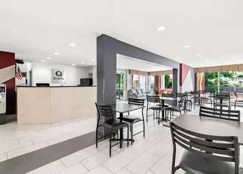 Quality Inn Merrimack - Nashua hotel thumbnail 6