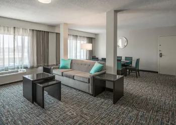 Crowne Plaza Memphis Downtown by IHG hotel thumbnail 4