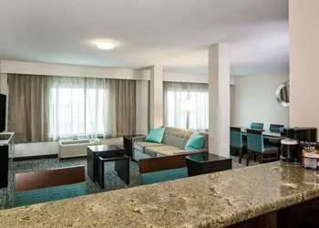 Crowne Plaza Memphis Downtown by IHG hotel thumbnail 7