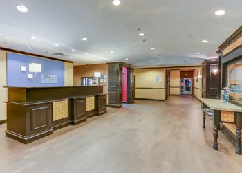 Holiday Inn Express Hotel & Suites Huntsville by IHG hotel thumbnail 5