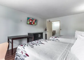 Red Roof Inn Monteagle - I-24 hotel thumbnail 6