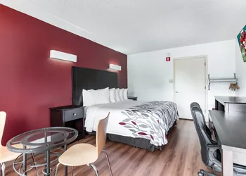 Red Roof Inn Monteagle - I-24 hotel thumbnail 8