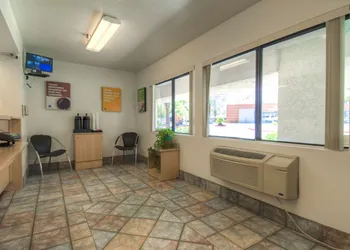 Motel 6 Palm Springs, CA - Downtown hotel thumbnail 2