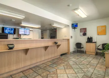 Motel 6 Palm Springs, CA - Downtown hotel thumbnail 3