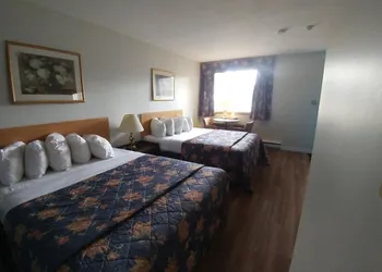 Northlander Motel hotel thumbnail 6
